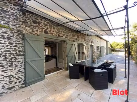 vente longère et corps de ferme piscine à vern-sur-seiche (35770) : à vendre piscine / 198