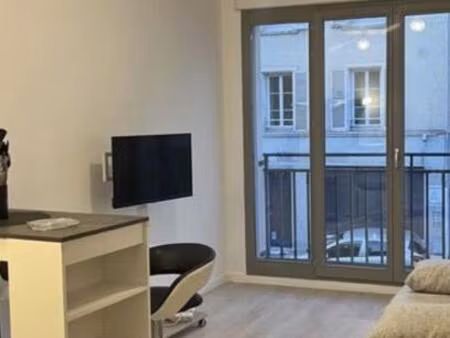 studio / 24m² / meulan - hardricourt (ligne j)