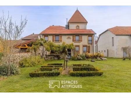 ancien corps de ferme transformé et sa grange à 20 minutes de metz