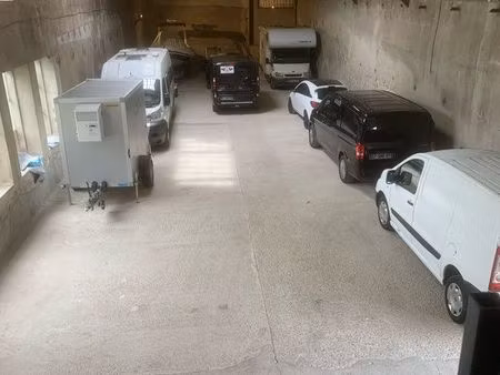 parking garage camping car caravane