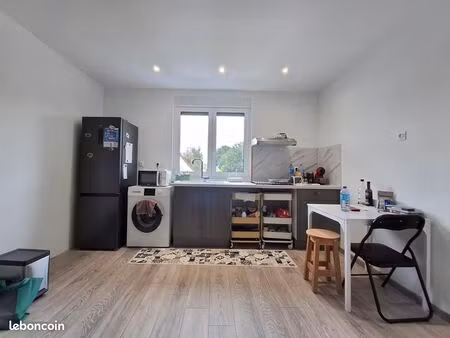 studio 1 pièce 30 m²