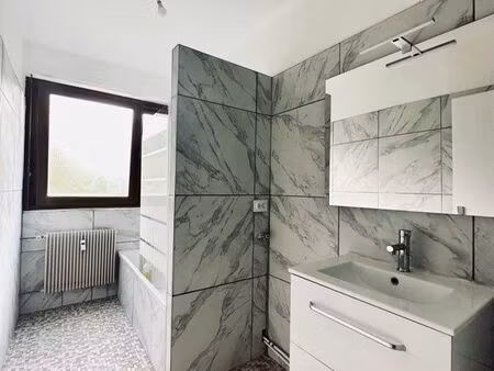 apparemment 3/4 pièces