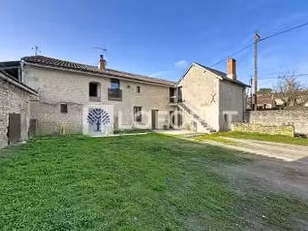 vente maison à ranton (86200) : à vendre / 133m² ranton