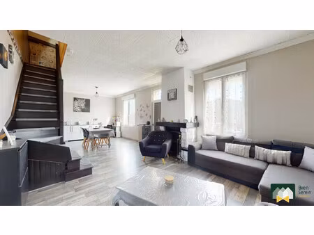 maison de village avec 3 chambres et beau jardin