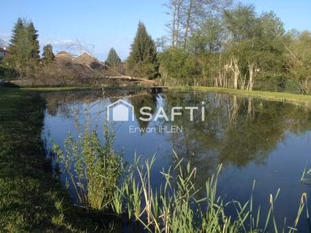 etang+carpière 1820m²  cloturé.