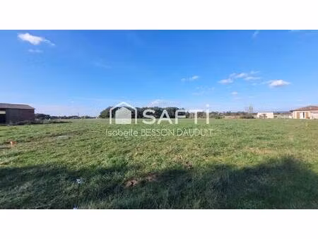 terrain plat a batir 1418m²