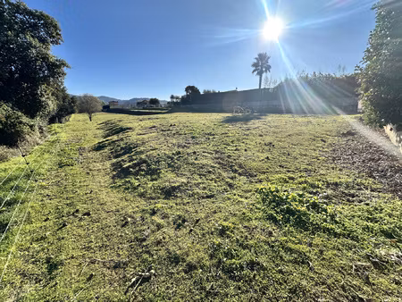 carros les plans residentiel: joli terrain a batir de 800m2