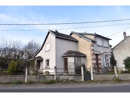 vente maison 5 pièces 98 m² à cosne-cours-sur-loire (58200)  69 000 €