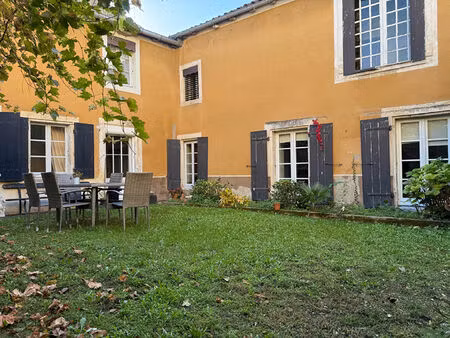 maison avec jardin blaye - 6 pièces  245 m2