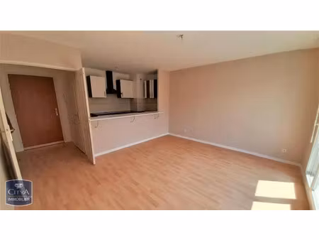 appartement à louer 3 pièces 59.22 m² - quetigny (21) - 830€
