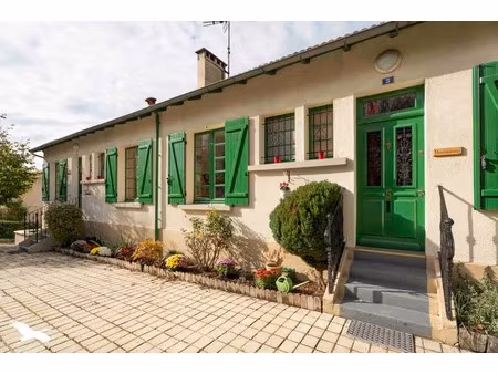 vente maison 7 pièces 130 m² à chalais (16210)  169 850 €
