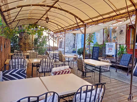 murs commerciaux loués de 50.61m2 à acheter 139900 eur à pigna