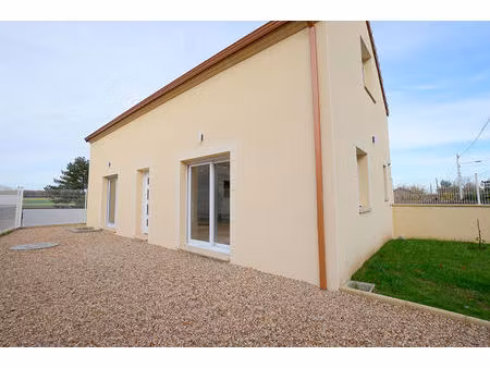 maison rénovée - 3 chambres - 95m²