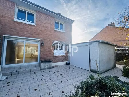 maison 6 pièces 84 m²