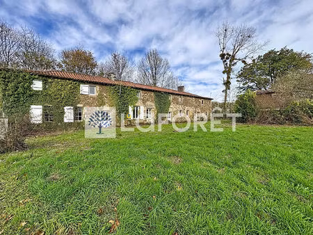 maison t6 moncoutant-sur-sèvre à vendre