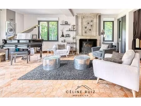 maison de 250 m² à saint-lambert-la-potherie