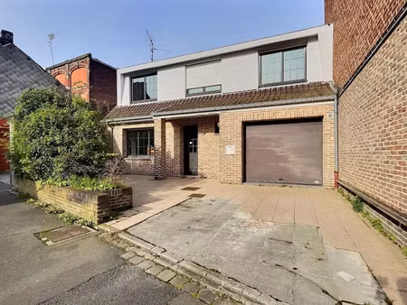 vente maison 5 pièces 140 m² à comines (59560)  280 000 €