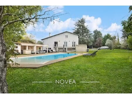 grande maison familiale de 296 m2 - dommartin