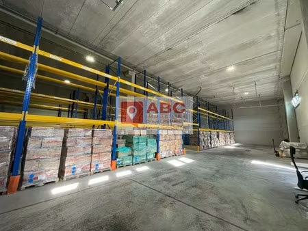 local d'activite a louer a vendargues