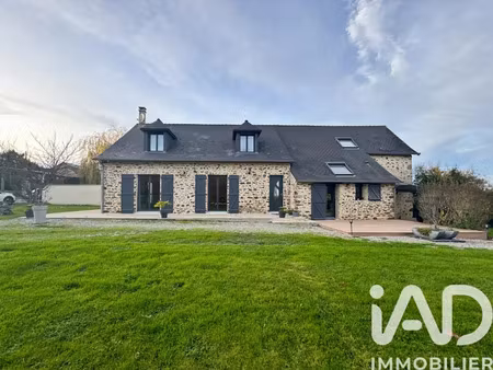 vente maison 7 pièces 176 m² à l'huisserie (53970)  363 000 €