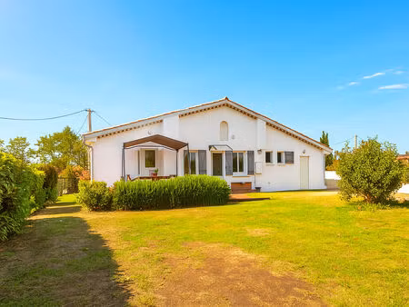 vente maison 6 pièces  99.72m²  villeneuve