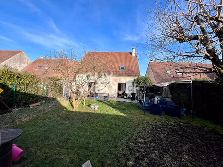 maison 6 pièce(s) - neufmoutiers en brie