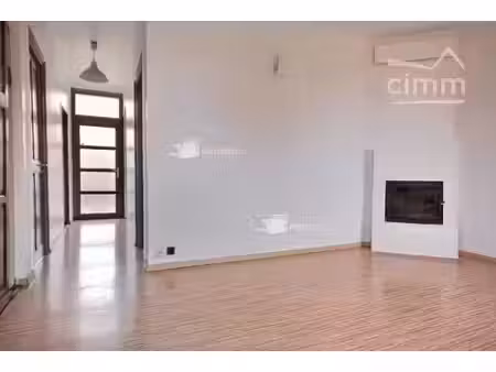 location gresivaudan le champ pres froges : maison t5 avec terra