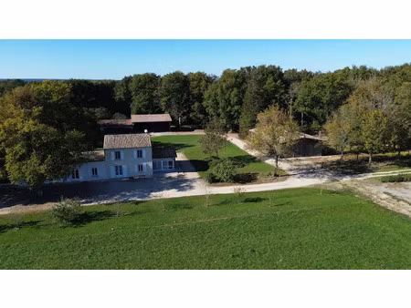 vente maison 7 pièces 214 m² à boivre-la-vallée (86470)  519 900 €