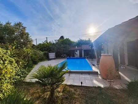 vente maison 5 pièces 140 m² caumont-sur-garonne (47430)