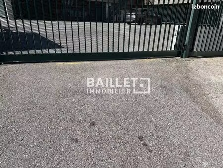 parking/box 15 m² villeneuve-loubet