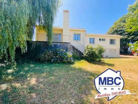 vente maison à montrevault (49110) : à vendre / 160m² montrevault