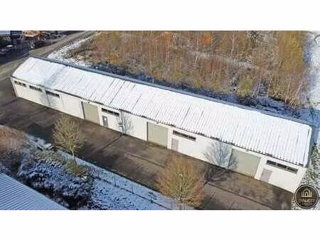 box / stockage 25 m² à louer à libramont – 250€/mois