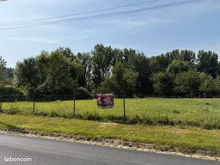 terrain 845 m² muirancourt