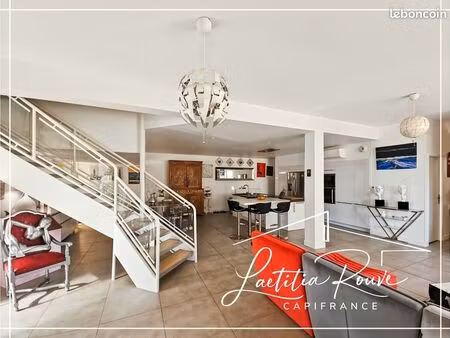 appartement 6 pièces 205 m²