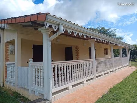 villa 4 pièces 82 m²