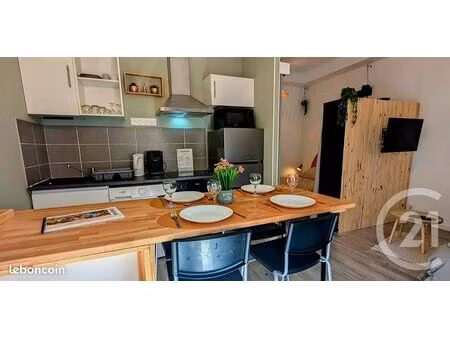 studio 2 pièces 22 m²