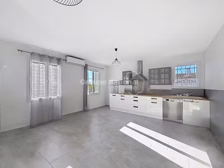 vente appartement 3 pièces 58.25 m² à l'isle-sur-la-sorgue (84800)  219 000 €