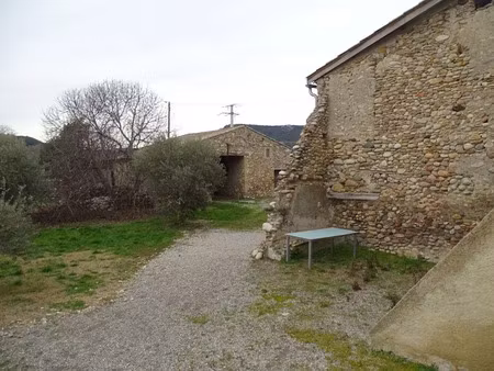vente appartement 0 pièces 300 m² à les mees (04190)  206 000 €