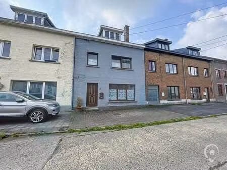 grande maison de 4 chambres à le roux