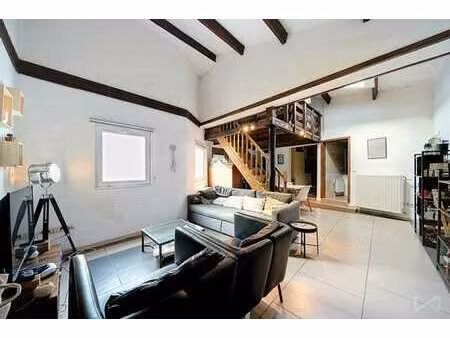 we invest namur vous propose un appartement 2 chambres. 0471