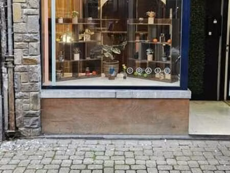 rez commercial au coeur du vieux namur