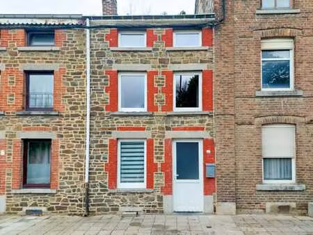 maison 2 chambres à jemelle