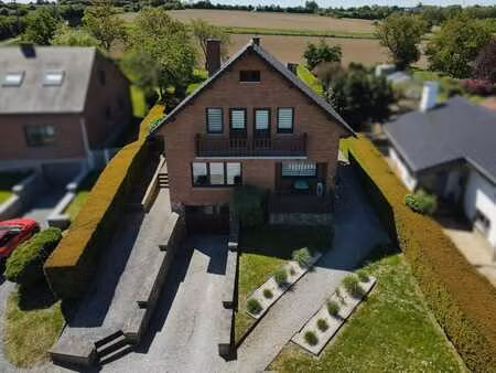 magnifique maison 4 façades - situation idéale