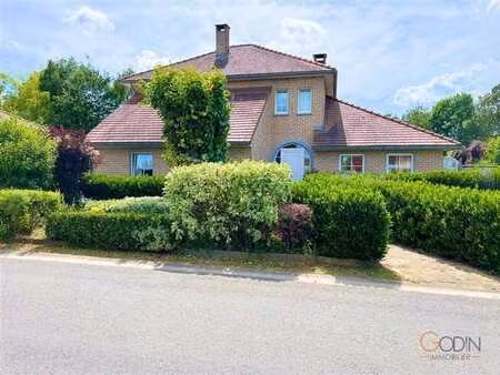 superbe villa 4 chambres avec jardin