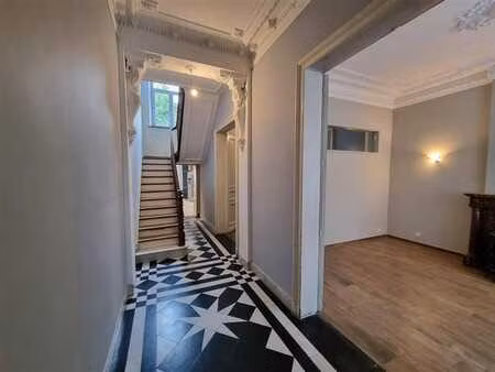 maison de maitre rénovée -3 chambres -jardin