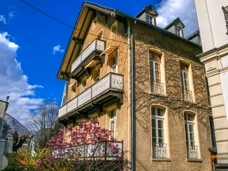 maison bourgeoise avec gîte et b&b