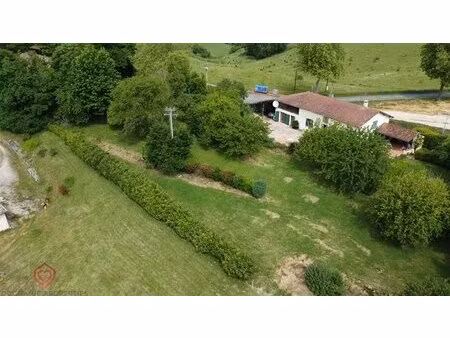 maison lumineuse face aux pyrénées