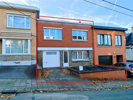 spacieuse maison d'habitation 4 ch  jardin  gar.