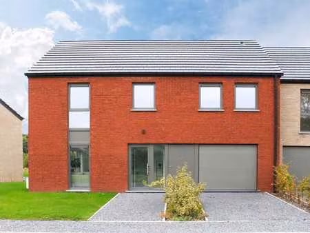 a louer  maison neuve 4 chambres meublée