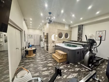 entrepot aménagé à saint-pierre-en-faucigny